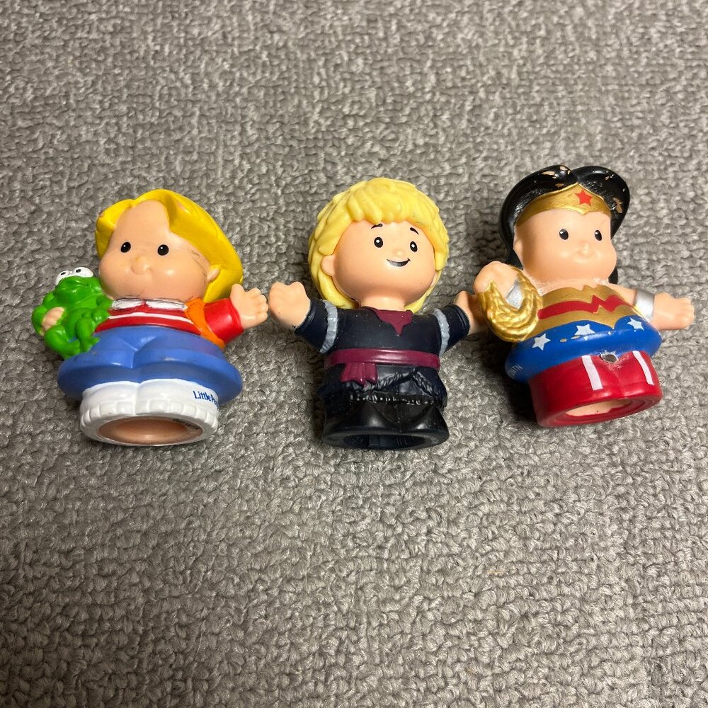 Fisher Price Little People Lot Of 3 DC Wonder Woman Kristoff Frozen Eddie Frog